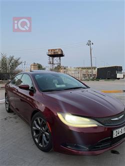 کرایسلەر 200